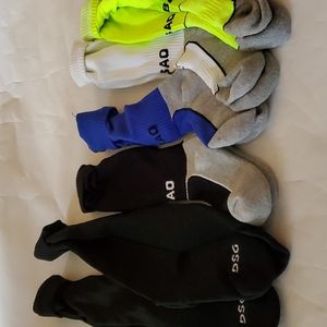 (6) Kid's Soccer Socks Fits kids 11-13 years old